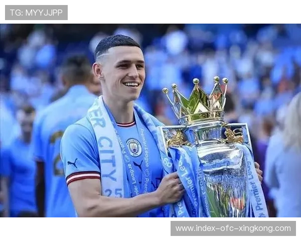 曼城围绕德布劳内稳控节奏,福登配合默契 曼城围绕德布劳内稳控节奏,福登配合默契